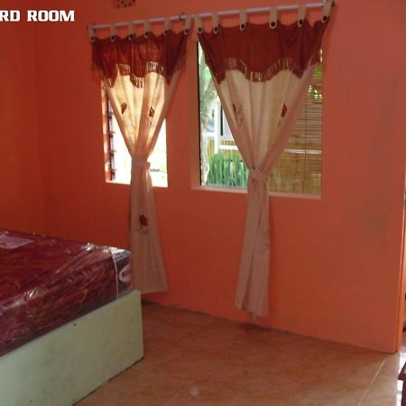 Hotel Dirgantara Parakan  Buitenkant foto